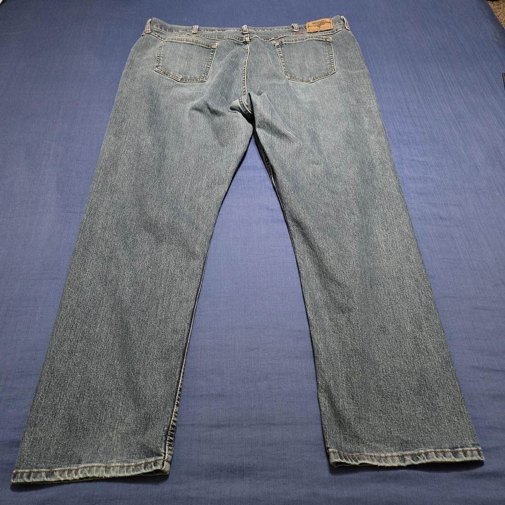 Wrangler Jeans Mens 46x32 Blue Relaxed Straight Denim Stretch Medium Wash Casual - Picture 7 of 8